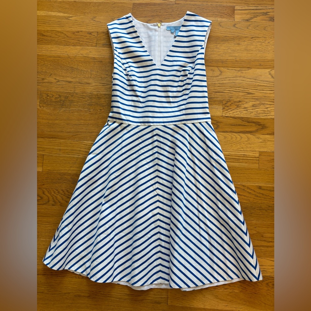 Classic Draper James Love Circle dress, nautical striped, sleeveless, V-neck.